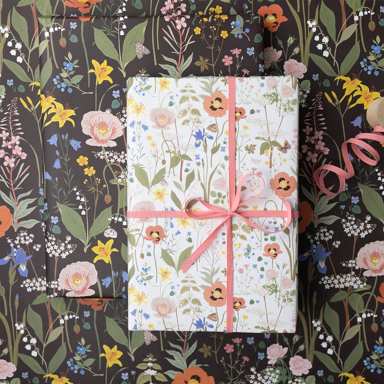 WILD FLOWERS | Double Sided Wrapping Paper