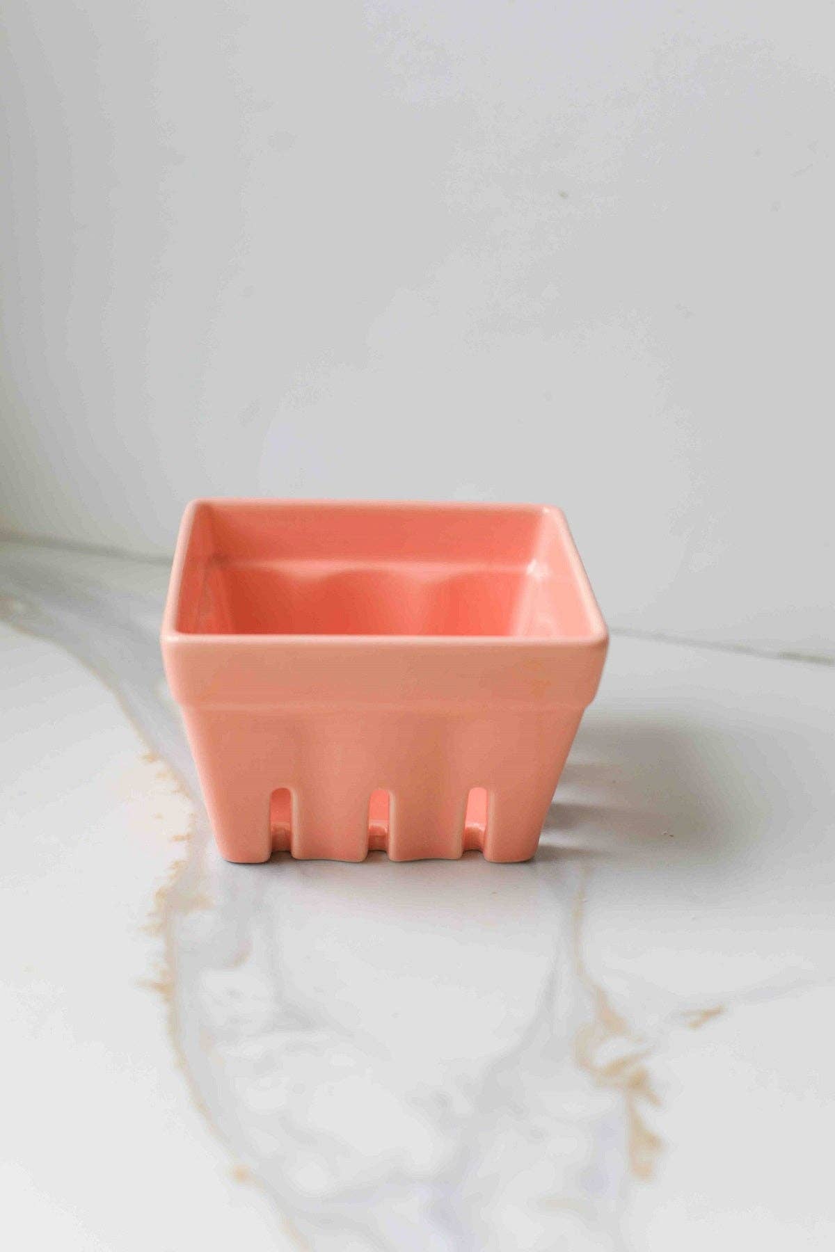 Berry Box Porcelain Colander