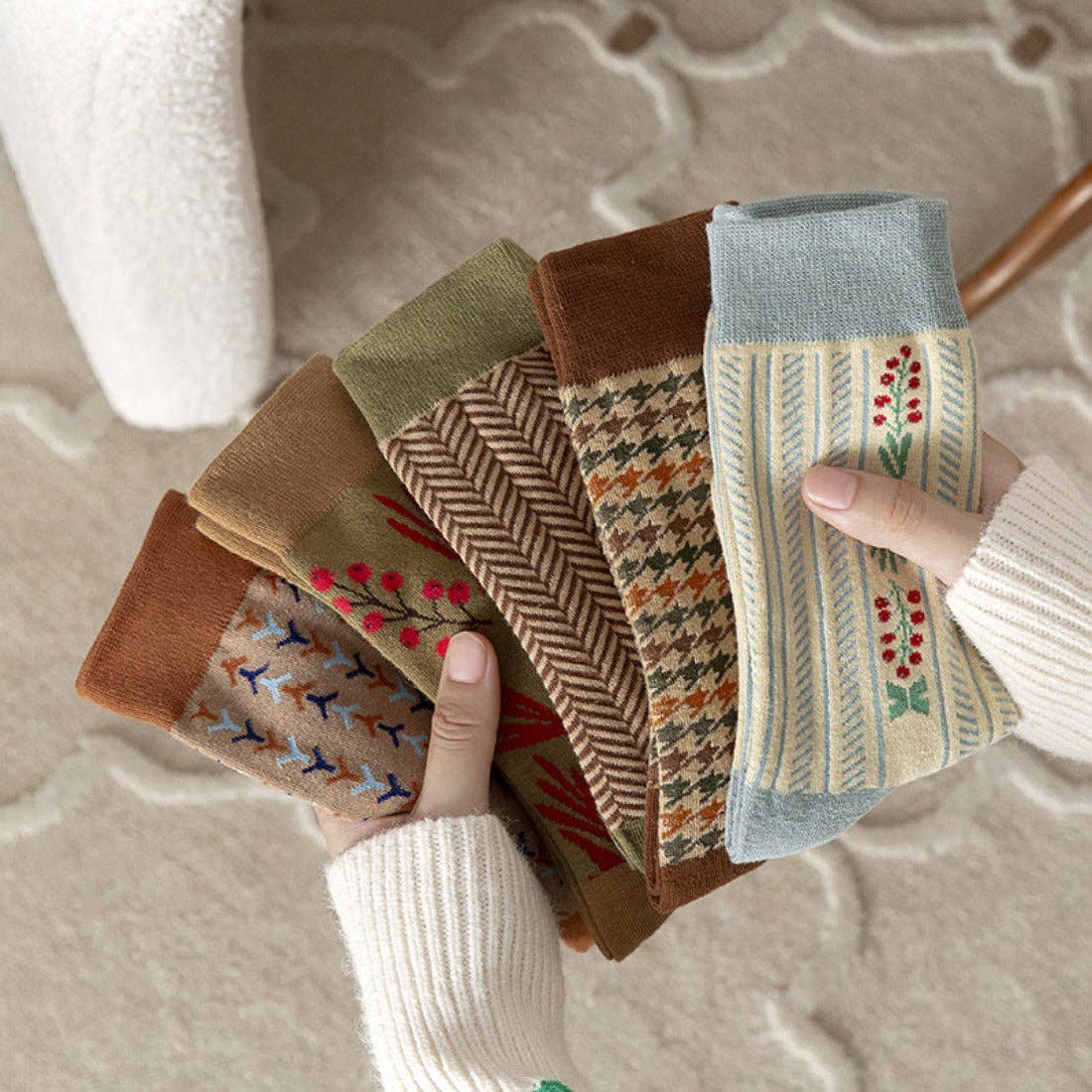 Rufia - Vintage Pattern Women's Socks