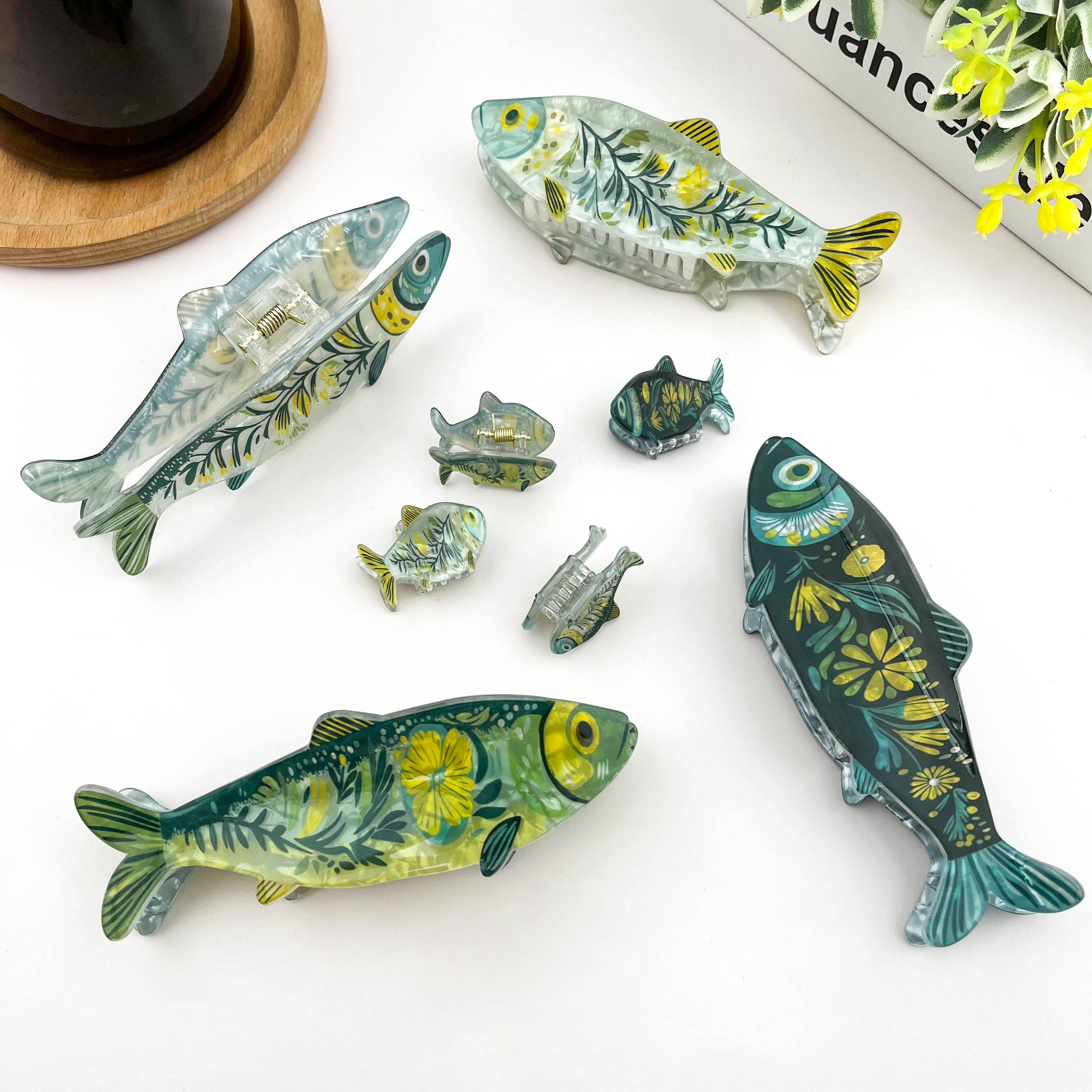 Green Sardine Hair Claw Clip