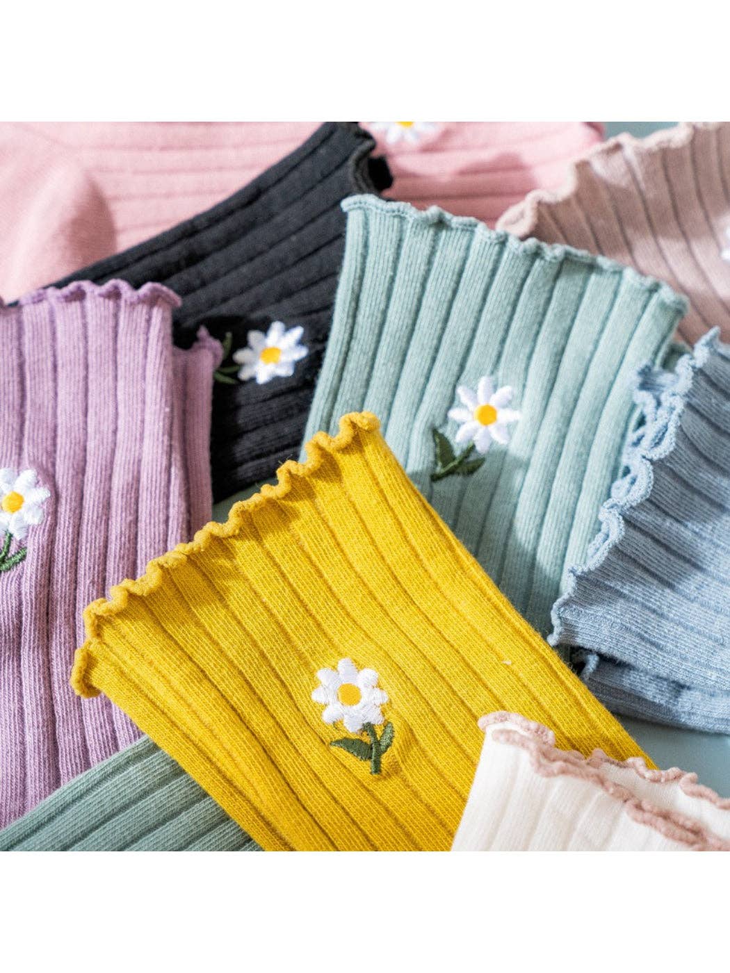 Rufia - Floral Daisy Detail Soft Ribbed Crew Socks