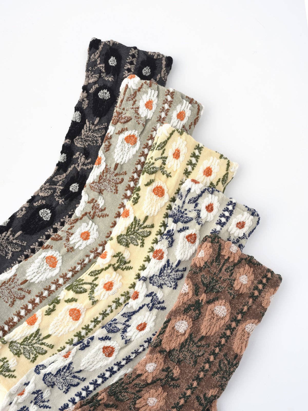 Rufia - Vintage Embossed Floral Socks