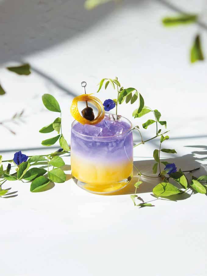 Flower-Infused Cocktail: Flowers, with a Twist