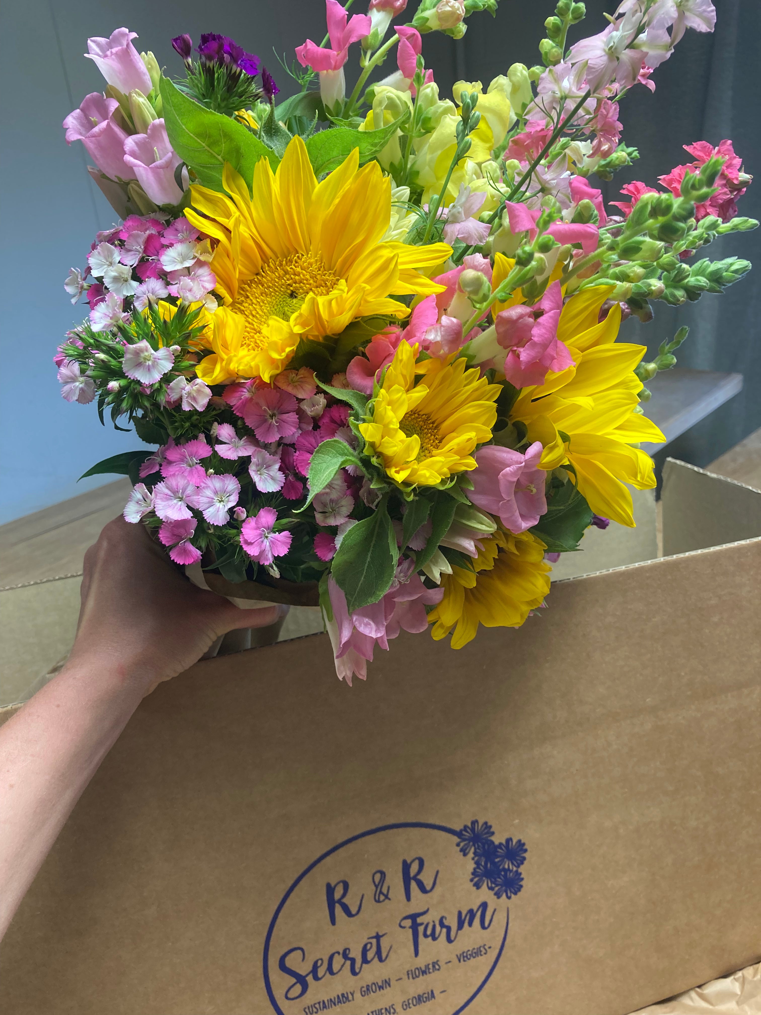 Mixed Seasonal Bouquet For Overnight FedEx Shipping R&R Secret Farm Local Organic Farm In Athens, GA 